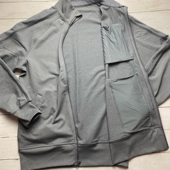 Lululemon Men's Kung Fu Jacket in Grey - L - Picture 5 of 6
